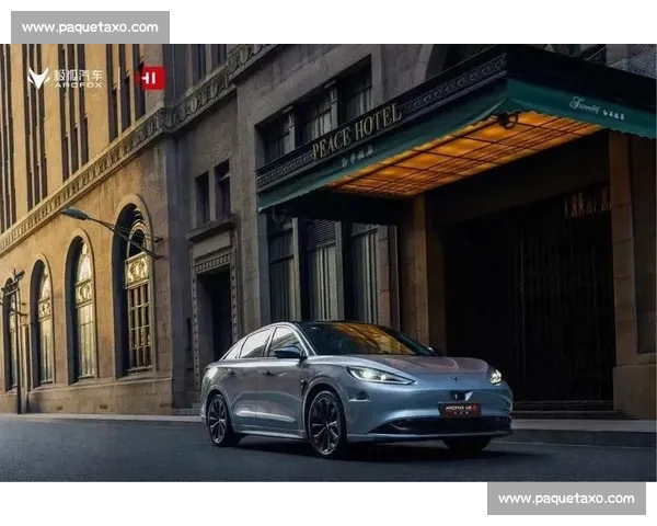 聚焦全球赛场脉动打造专业深度体育资讯内容平台与用户共创实时互动体育生态 聚焦全球赛场脉动打造专业深度体育资讯内容平台与用户共创实时互动体育生态